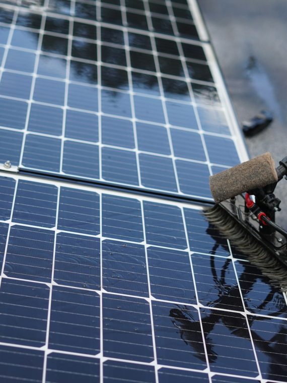 commercial solar panel cleaning